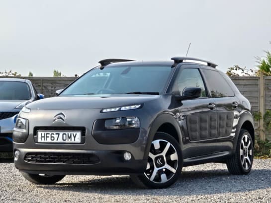 A null CITROEN C4 CACTUS 1.2 PureTech Flair Hatchback 5dr Petrol Manual Euro 6 (Euro 6) (82 ps) COLO