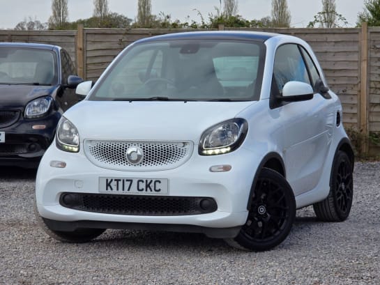 A null SMART FORTWO 0.9T Edition White Coupe 2dr Petrol Manual Euro 6 (s/s) (90 ps) SAT NAV + R