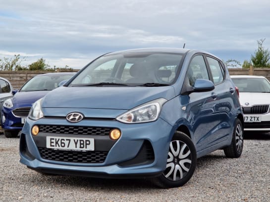 A null HYUNDAI I10 1.0 SE Hatchback 5dr Petrol Manual Euro 6 (66 ps) JUST SERVICED + GREAT HIS