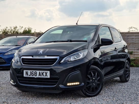 A null PEUGEOT 108 1.0 Active Hatchback 5dr Petrol Manual Euro 6 (72 ps) APPLE CAR PLAY + DAB