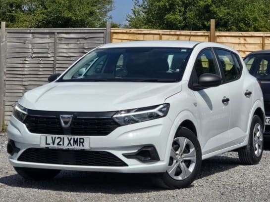 A null DACIA SANDERO 1.0 SCe Essential Hatchback 5dr Petrol Manual Euro 6 (s/s) (65 ps) CRUISE C