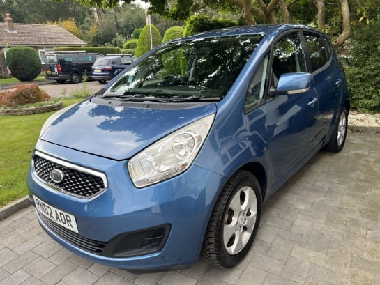 A null KIA VENGA 1.6 2 5d 123 BHP