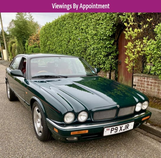 A null JAGUAR XJR 4.0 Saloon 4dr Petrol Automatic (322 bhp)