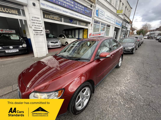 A null VOLVO S40 S 4-Door