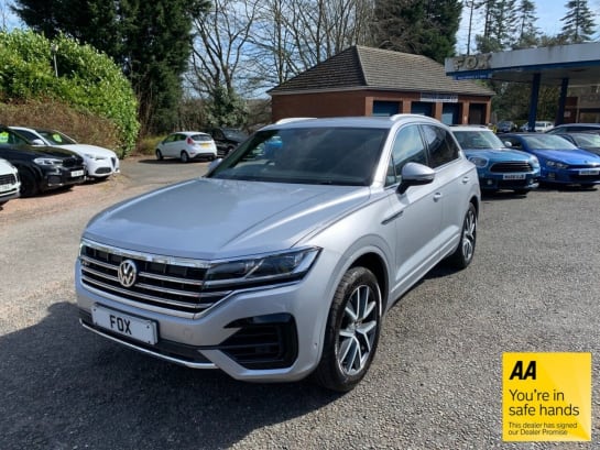 A null VOLKSWAGEN TOUAREG 3.0 TDI V6 R-Line Tech SUV 5dr Diesel Tiptronic 4Motion Euro 6 (s/s) (286 p