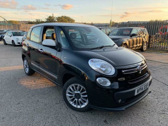 A null FIAT 500L 1.3 MultiJet Lounge Euro 5 (s/s) 5dr