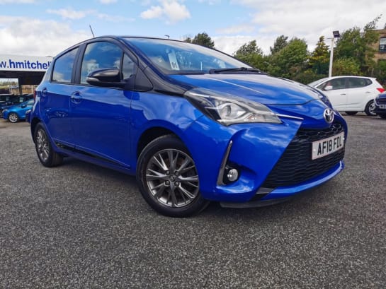 A null TOYOTA YARIS 1.5 VVT-I BI-TONE 5d 110 BHP SAT NAVIGATION