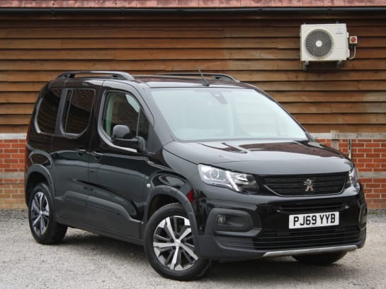 A null PEUGEOT RIFTER 1.5 BlueHDi GT Line Standard AUTO MPV