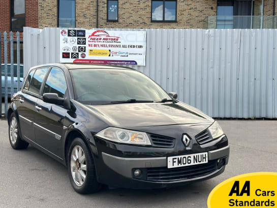 A 2006 RENAULT MEGANE 1.6 VVT Dynamique Hatchback 5dr Petrol Proactive (184 g/km, 111 bhp)