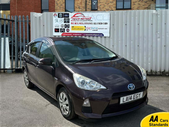 A 2014 TOYOTA YARIS 1.5 VVT-h Active Hatchback 5dr Petrol Hybrid CVT Euro 5 (101 ps)