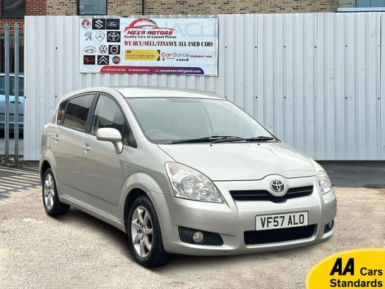 A 2008 TOYOTA COROLLA VERSO 1.8 VVT-i SR MPV 5dr Petrol Manual (184 g/km, 127 bhp)