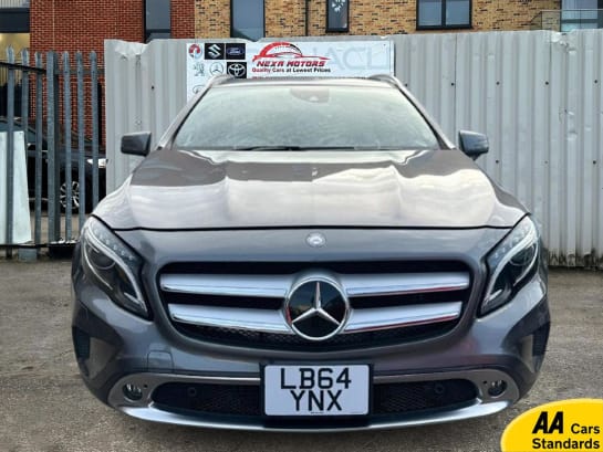 A 2015 MERCEDES-BENZ GLA 1.6 GLA200 AMG Line (Executive) SUV 5dr Petrol 7G-DCT Euro 6 (s/s) (156 ps)