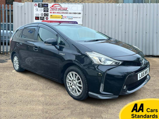 A 2015 TOYOTA PRIUS 1.8 VVT-h Active Hatchback 5dr Petrol Hybrid CVT Euro 6 (s/s) (122 ps)