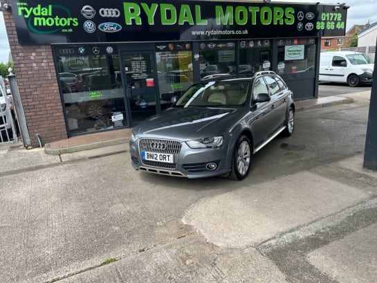 A null AUDI A4 ALLROAD 2.0 ALLROAD TFSI QUATTRO 5d 208 BHP FANTASTIC SERVICE HISTORY + MFSW