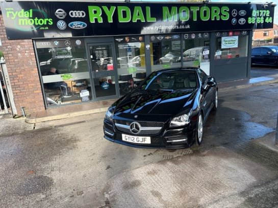 A null MERCEDES-BENZ SLK 2.1 SLK250 CDI BlueEfficiency AMG Sport Convertible 2dr Diesel G-Tronic+ Eu
