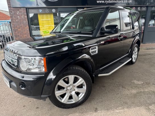 A null LAND ROVER DISCOVERY 4 3.0 SD V6 HSE SUV 5dr Diesel Auto 4WD Euro 5 (255 bhp)
