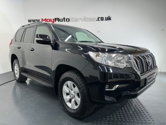 A null TOYOTA LAND CRUISER 2.8D Active SUV 5dr Diesel Auto 4WD Euro 6 (s/s) (7 Seat) (204 ps)