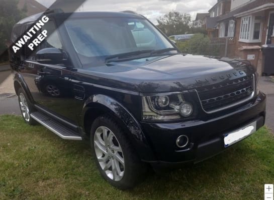 A 2016 LAND ROVER DISCOVERY SDV6 LANDMARK