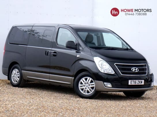 A null HYUNDAI I800 2.5 CRDi SE MPV Diesel Auto Euro 6 5dr - Just 42,117 Miles from New / Full