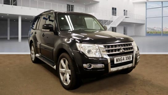 A null MITSUBISHI SHOGUN 3.2 DI-DC SG4 Auto 4WD LWB 5dr - Just 72,800 Miles / Glass Sunroof / Rear E