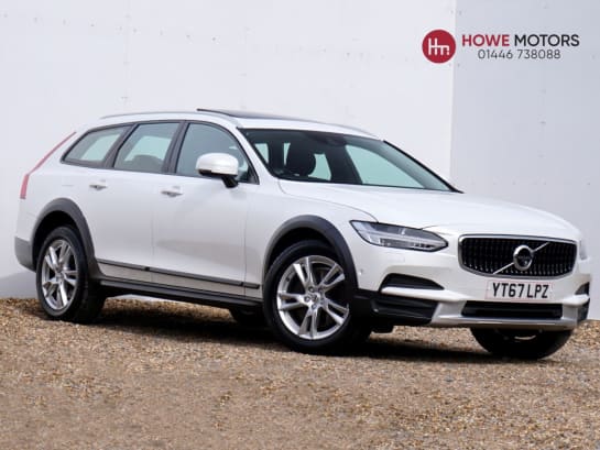 A null VOLVO V90 CROSS COUNTRY 2.0 D4 Pro Estate Diesel Auto AWD Euro 6 (s/s) 5dr - 74,755 Miles / Panoram