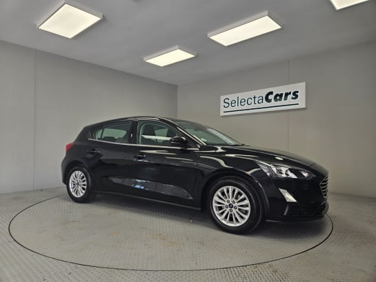 A null FORD FOCUS 1.0 TITANIUM 5d 123 BHP