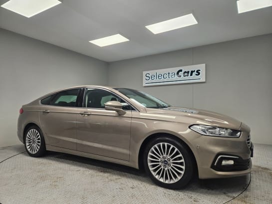 A null FORD MONDEO 1.5T EcoBoost Titanium Edition Hatchback 5dr Petrol Manual Euro 6 (s/s) (16