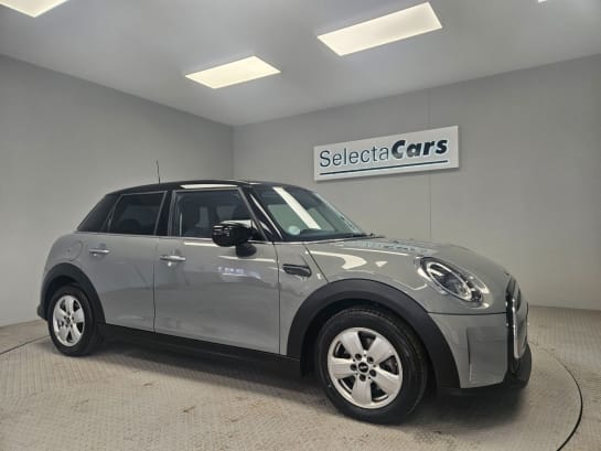 A null MINI HATCH 1.5 Cooper Classic Hatchback 5dr Petrol Manual Euro 6 (s/s) (136 ps)