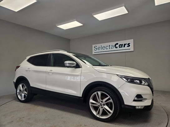 A null NISSAN QASHQAI 1.3 DIG-T N-Motion SUV 5dr Petrol Manual Euro 6 (s/s) (160 ps)