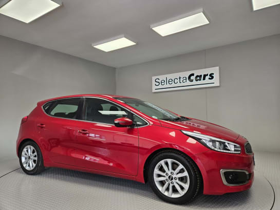 A null KIA CEED 1.6 GDi 2 Hatchback 5dr Petrol Manual Euro 6 (s/s) (133 bhp)