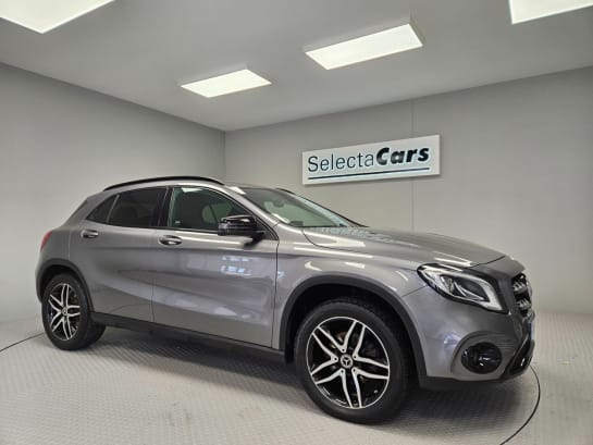 A null MERCEDES-BENZ 180 1.6 GLA180 Urban Edition SUV 5dr Petrol 7G-DCT Euro 6 (s/s) (122 ps)