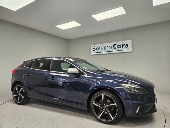 A 2014 VOLVO V40 1.6 T4 R-Design Lux Nav Hatchback 5dr Petrol Manual Euro 5 (s/s) (180 ps)