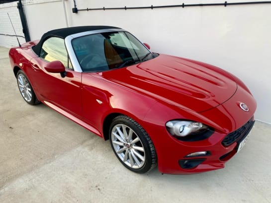 A null FIAT 124 1.4 SPIDER MULTIAIR LUSSO 2d 139 BHP ..JUST HAD FULL CAMBELT SERVICE..