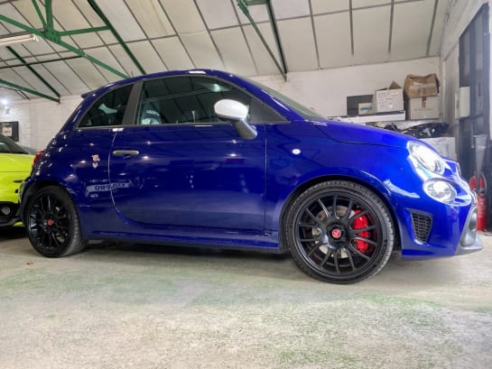 A null ABARTH 595 HATCHBACK 1.4 595 COMPETIZIONE MTA 3d 177 BHP ..JUST SERVICED + COMP WARRANTY