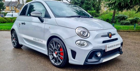 A null ABARTH 595 1.4 595 ESSEESSE 3d 177 BHP ALCANTARA DASHBOARD + CARBON