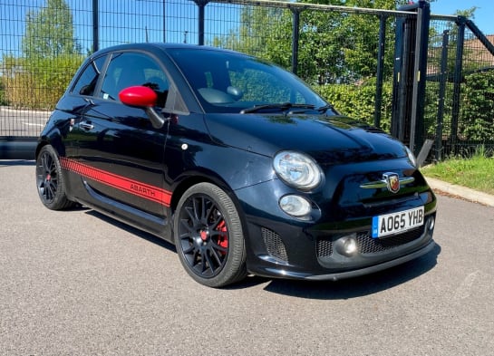 A null ABARTH 595 1.4 595 YAMAHA FACTORY RACING 3d 158 BHP SUPER LOW MILEAGE EXAMPLE