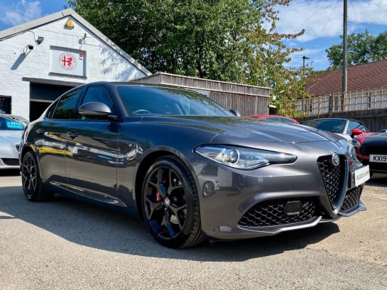 A null ALFA ROMEO GIULIA 2.0L TB VELOCE 4d AUTO 277 BHP ..JUST SERVICED + COMP WARRANTY