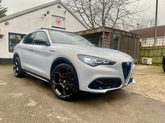 A null ALFA ROMEO STELVIO 2.0T Competizione SUV 5dr Petrol Auto Q4 AWD Euro 6 (s/s) (280 ps) ONE OF J