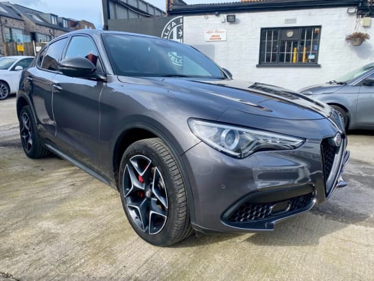 A null ALFA ROMEO STELVIO 2.0T Ti SUV 5dr Petrol Auto Q4 AWD Euro 6 (s/s) (280 ps) HARMON KARDON HIFI