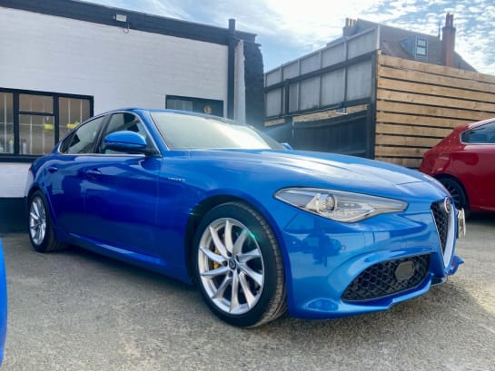 A null ALFA ROMEO GIULIA 2.0T Veloce Saloon 4dr Petrol Auto Euro 6 (s/s) (280 ps) JUST SERVICED + NE