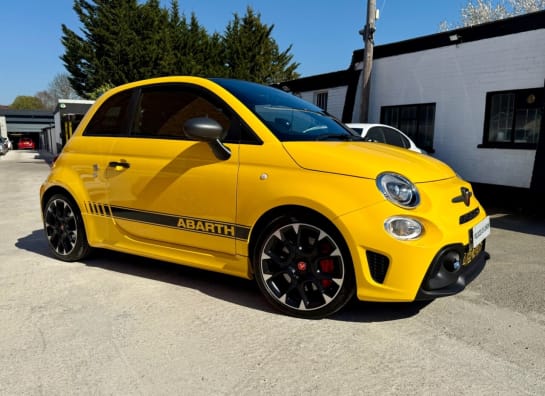 A null ABARTH 595C 1.4 T-Jet Competizione 70th Cabrio 2dr Petrol Manual Euro 6 (180 bhp) ..APP