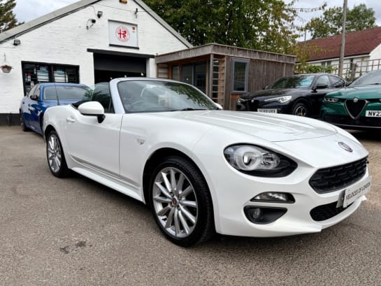 A 2018 FIAT 124 SPIDER 1.4 MultiAir Lusso Convertible 2dr Petrol Euro 6 (140 ps) FULL HISTORY + CA
