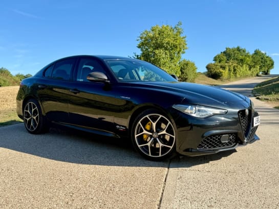 A null ALFA ROMEO GIULIA 2.0T Veloce Saloon 4dr Petrol Auto Euro 6 (s/s) (280 ps) OUTSTANDING EXAMPL