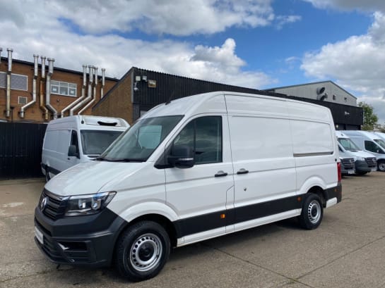 A null VOLKSWAGEN CRAFTER 2.0 TDI CR35 MWB TRENDLINE H/ROOF 140BHP. 77K MLS. SENSORS. AIRCON. FINANCE