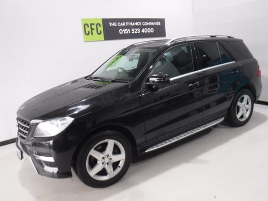 A null MERCEDES-BENZ M-CLASS 2.1 ML250 BLUETEC AMG SPORT 5d AUTO 204 BHP FULL DEALER SERVICE HISTORY