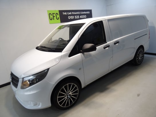 A null MERCEDES-BENZ VITO 2.1 116 BLUETEC 163 BHP ONE OWNER + SERVICE HISTORY