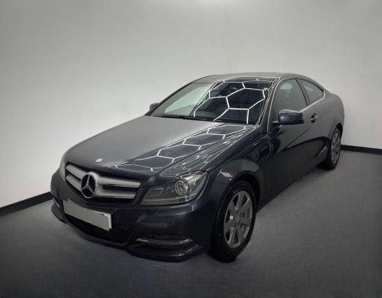 A 2013 MERCEDES C CLASS C220 CDI BLUEEFFICIENCY EXECUTIVE SE