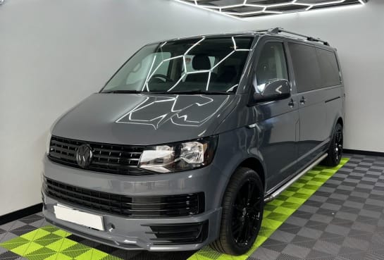 A null VOLKSWAGEN TRANSPORTER SHUTTLE 2.0 T30 TDI SHUTTLE S BMT 5d 101 BHP