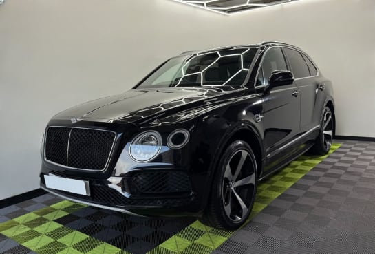 A null BENTLEY BENTAYGA 4.0 V8 SUV 5dr Petrol Auto 4WD Euro 6 (s/s) (550 ps)
