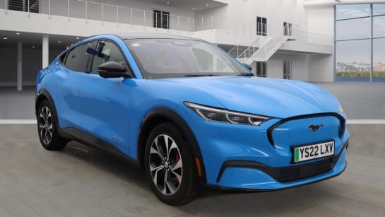 A null FORD MUSTANG MACH-E Standard Range 70kWh SUV 5dr Electric Automatic AWD (269 ps)